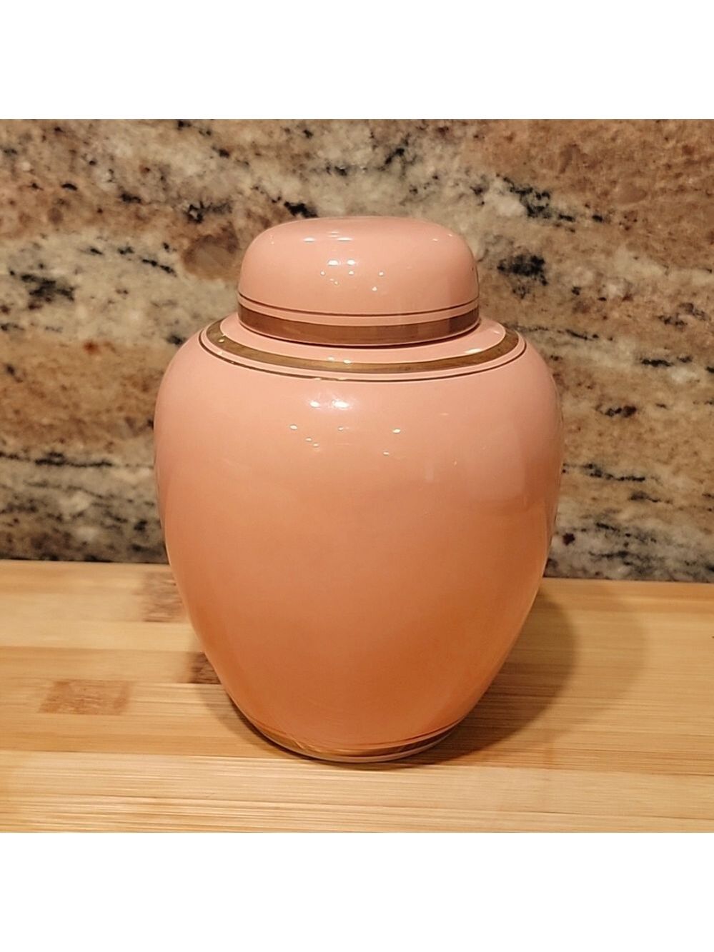 Rare Vintage Peach & gold Japanese Ginger Jar with Lid